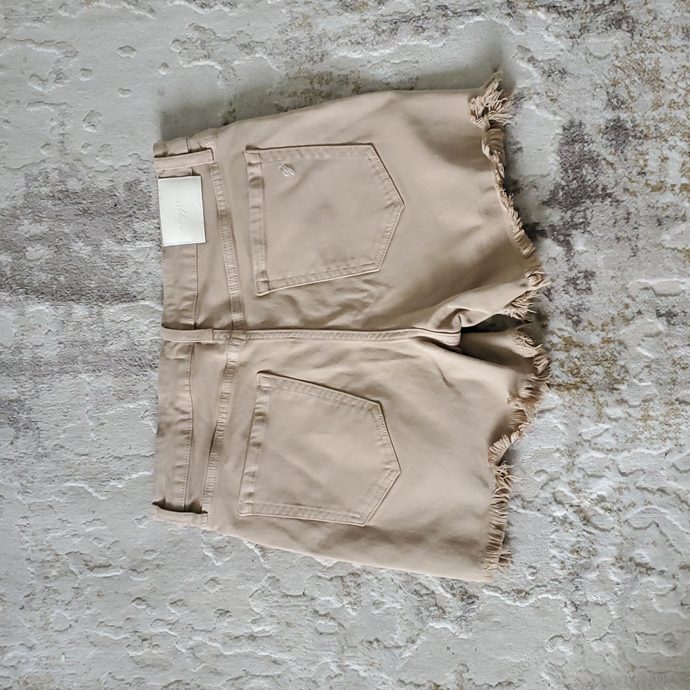 Carly Jean Los Angeles Revy Shorts - Picture 4 of 6